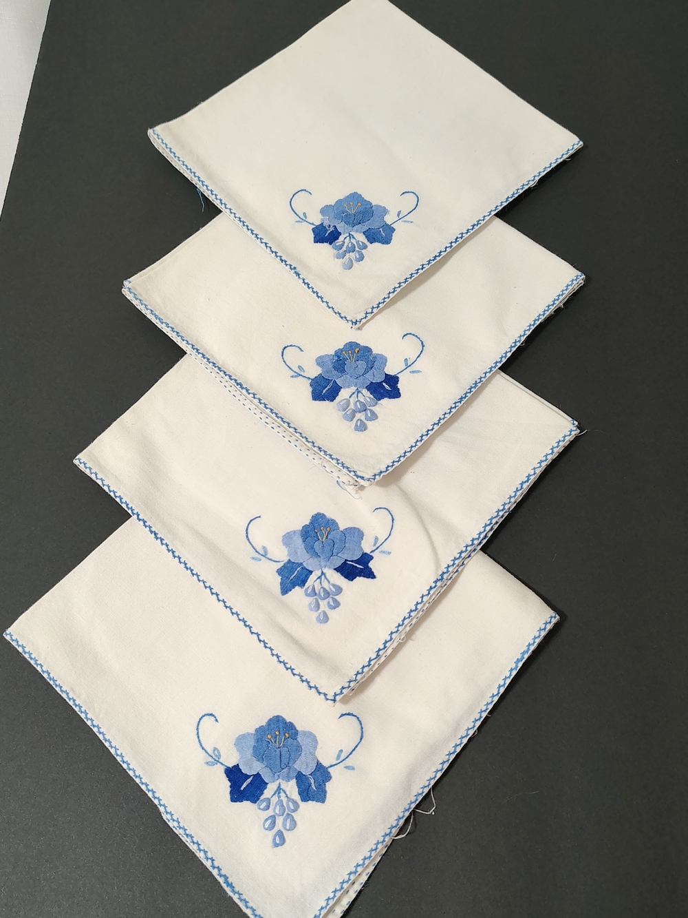 Set of 4 White Linen Napkins with Blue Floral Embroidery & Blue Trim Unused
